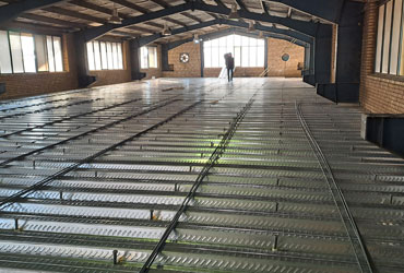 تهیه متریال و اجرای سقف عرشه فولادی  شرکت آژیراک